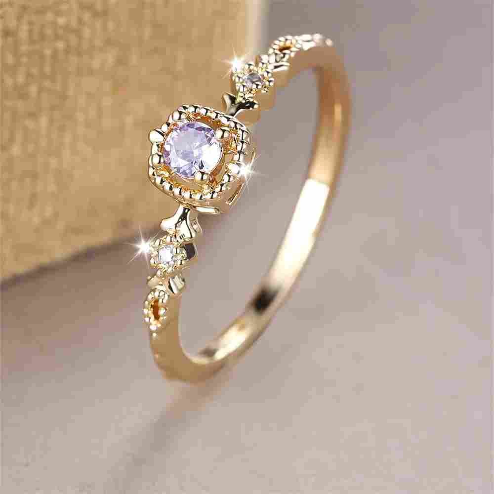 WOMEN RING GOLD