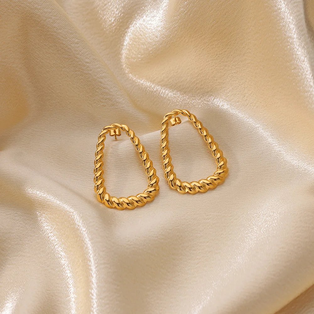 WOMEN EARRINGS GOLD