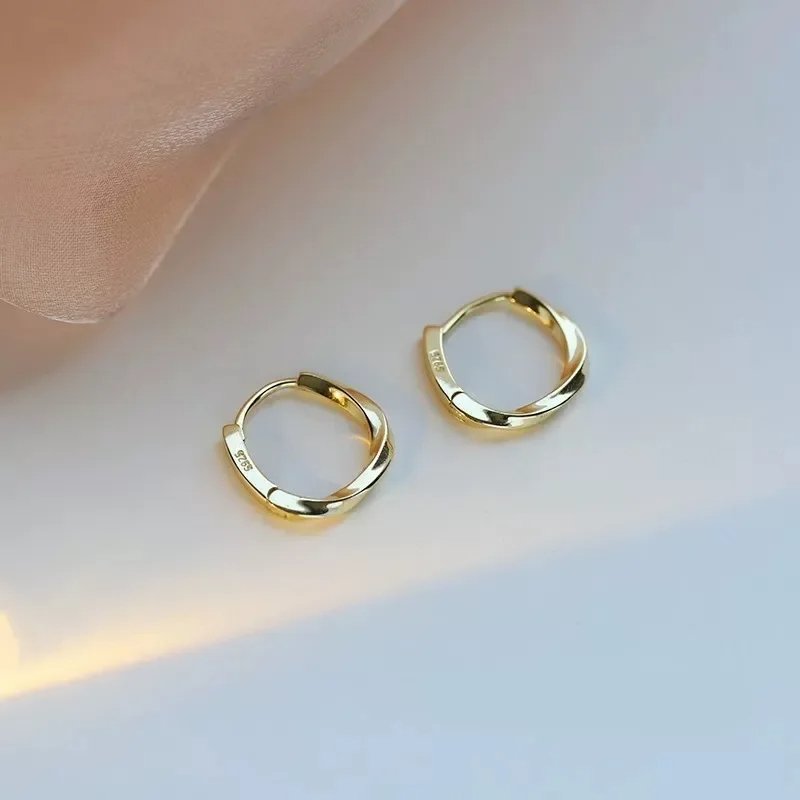 WOMEN EARRINGS GOLD