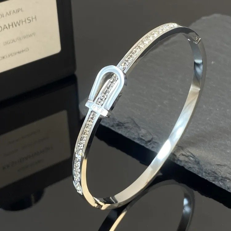 WOMEN BRACELET SILVER
