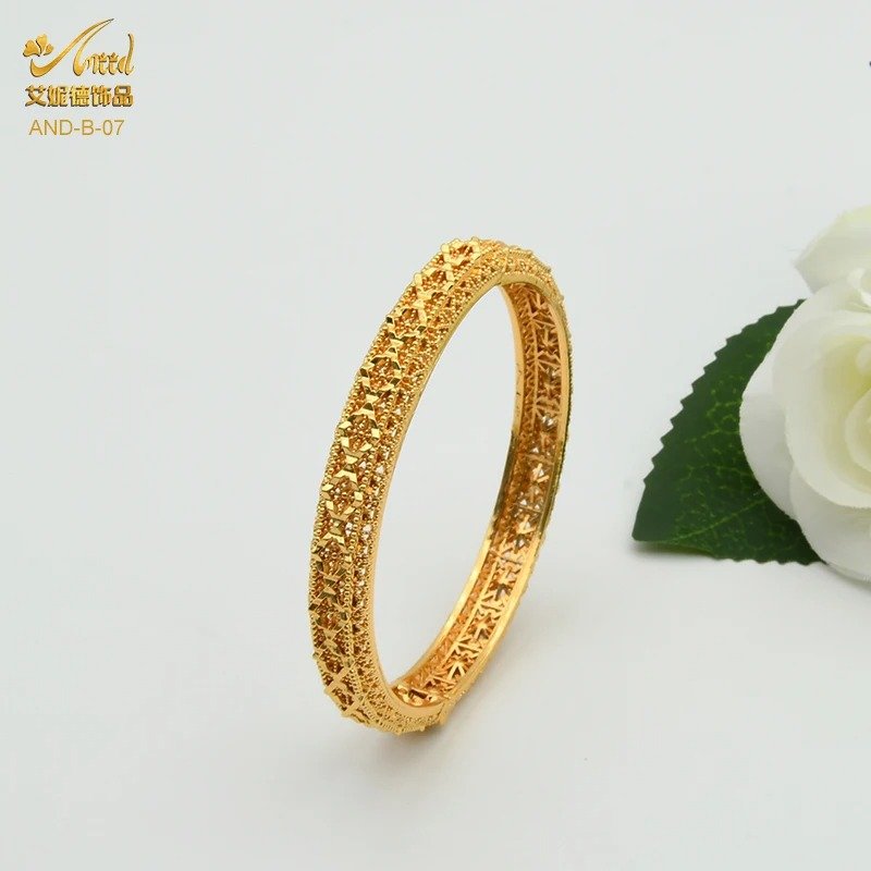 WOMEN BANGLE GOLD