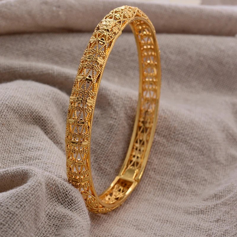 WOMEN BANGLE GOLD