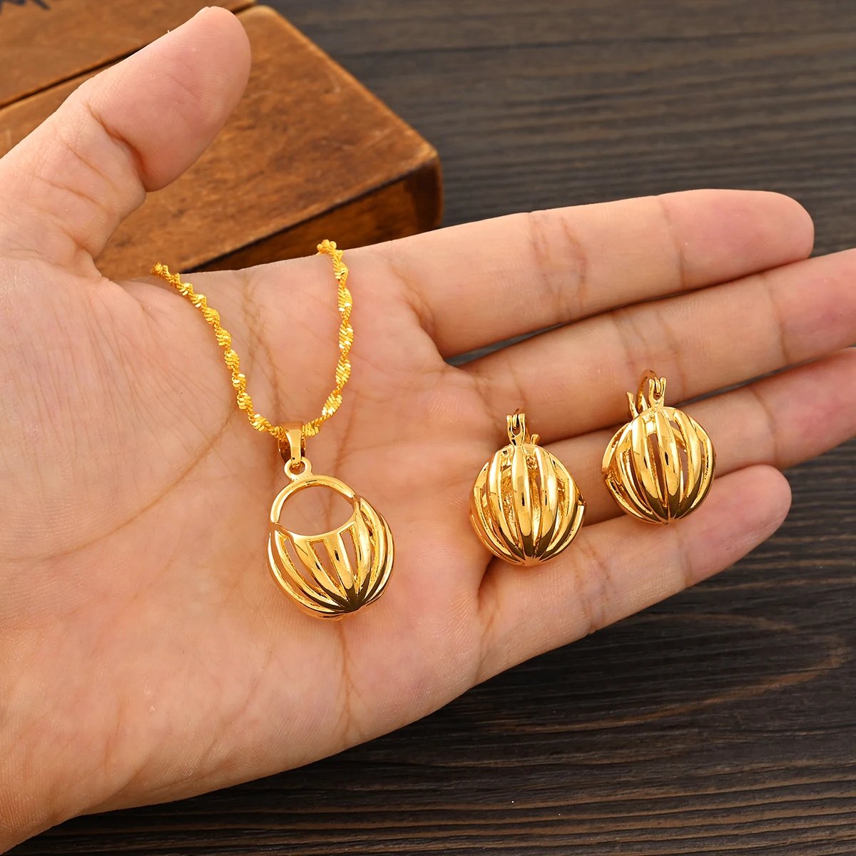 WOMEN NECKLACE SET SMALL