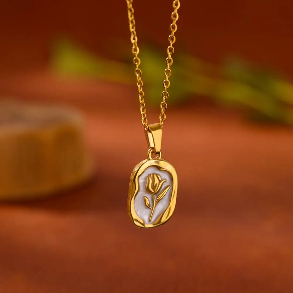 PENDANT WOMEN GOLD