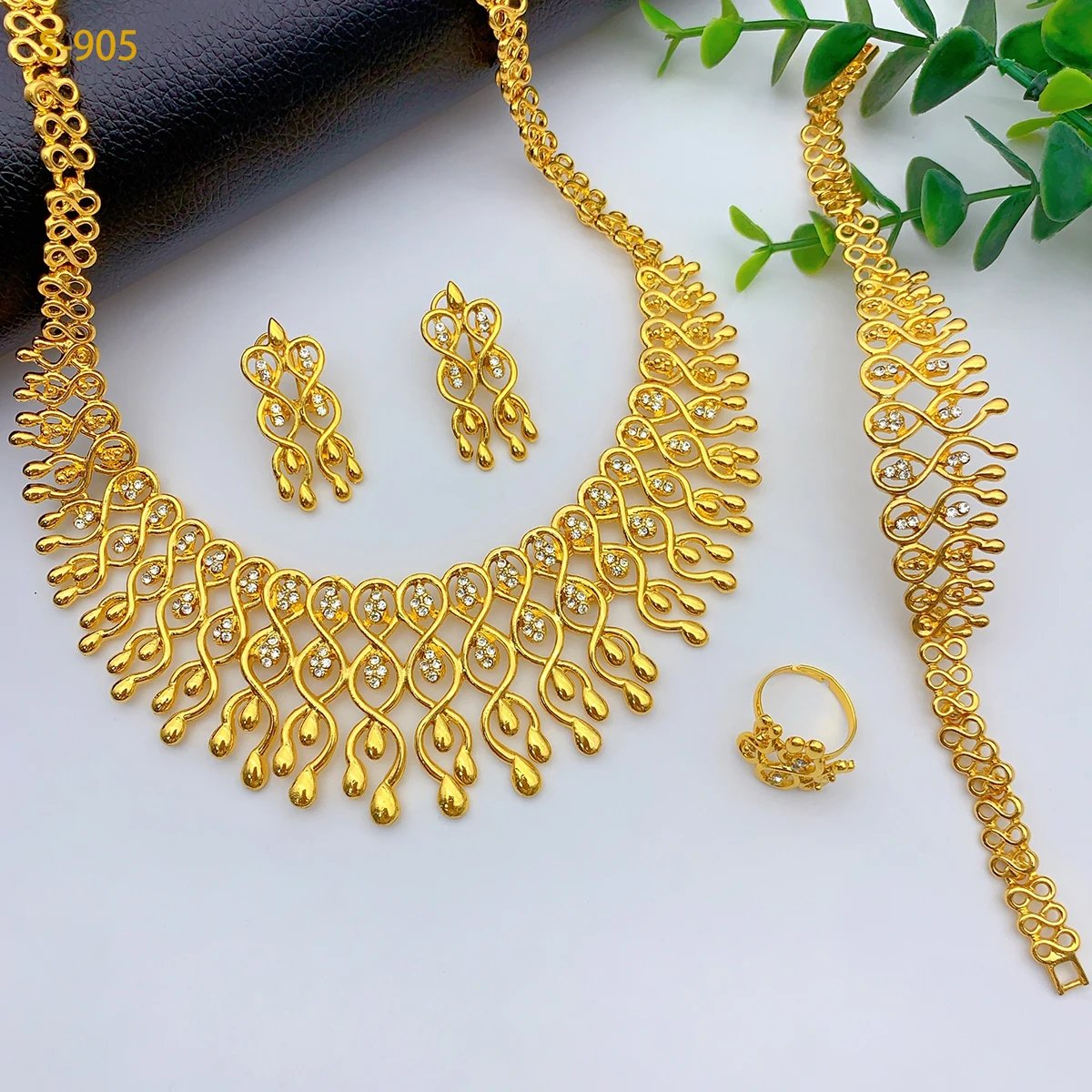 WOMEN NECKLACE BIG SET