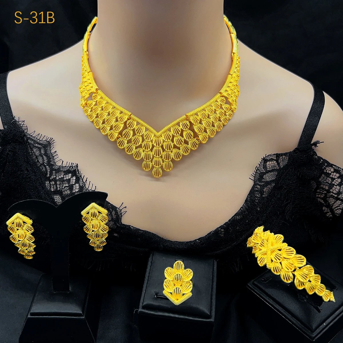 WOMEN NECKLACE BIG SET