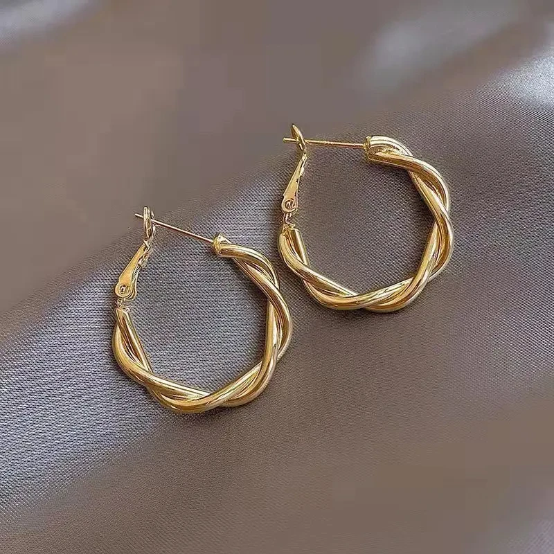 WOMEN EARRINGS GOLD