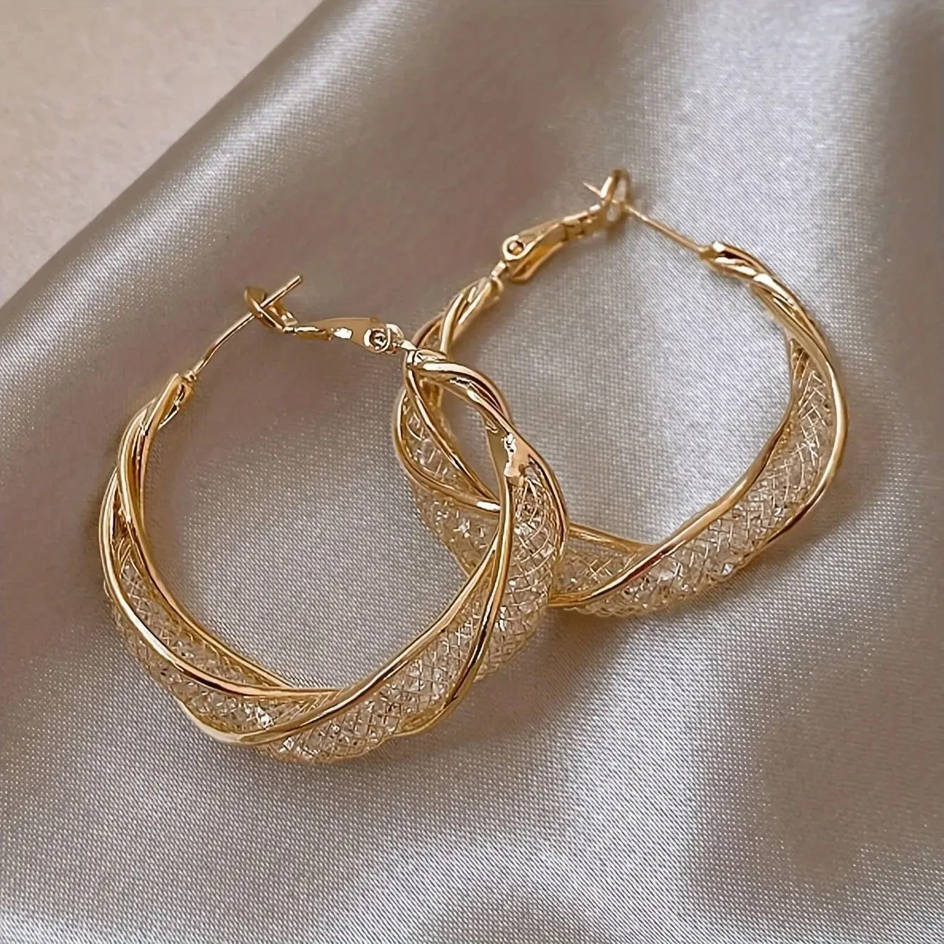 WOMEN EARRINGS GOLD