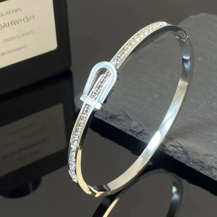 WOMEN BRACELET SILVER