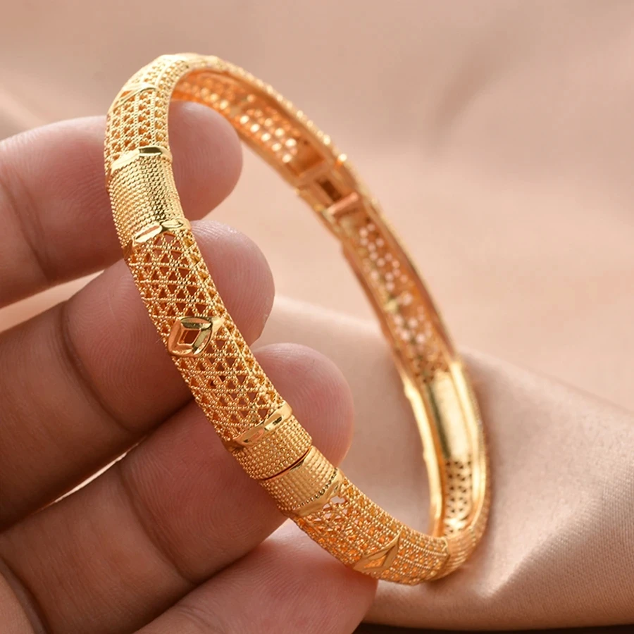 WOMEN BANGLE GOLD