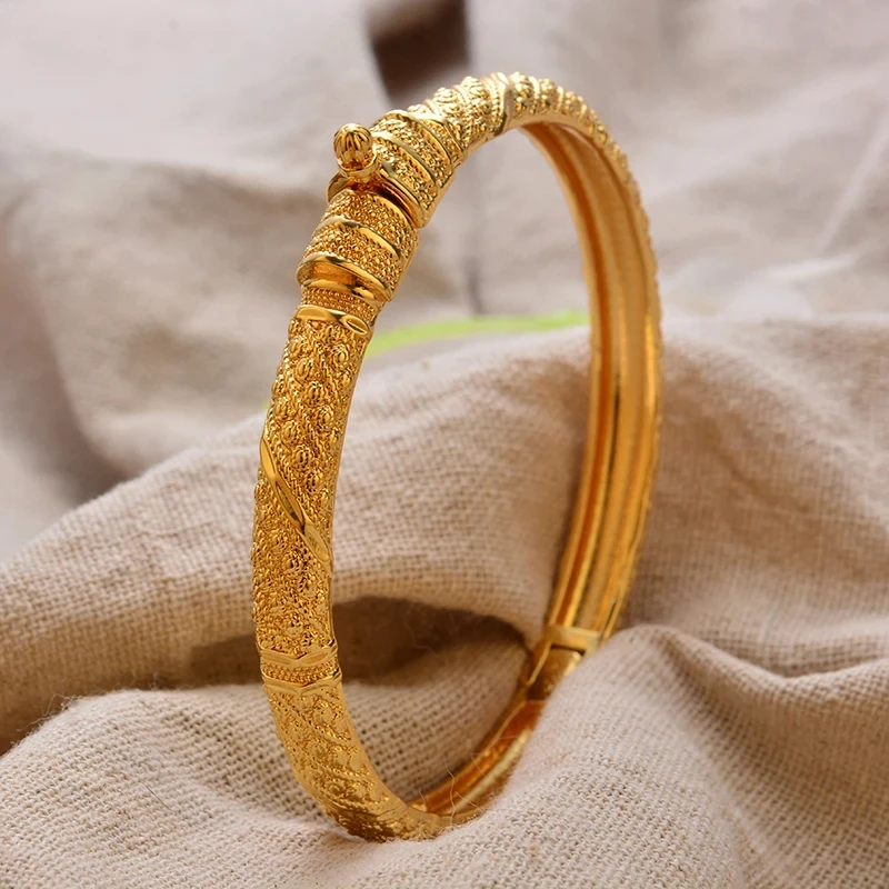 WOMEN BANGLE GOLD