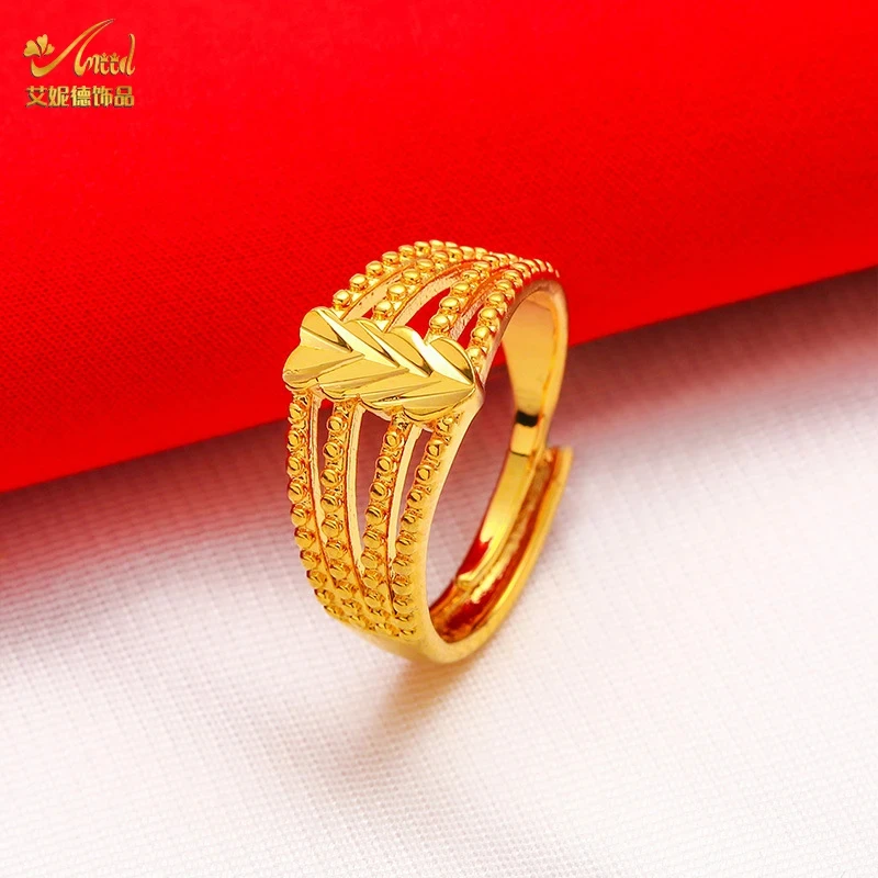 Golden Petal Cluster Statement Ring