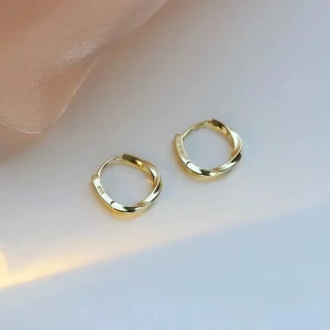 WOMEN EARRINGS GOLD