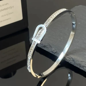 WOMEN BRACELET SILVER