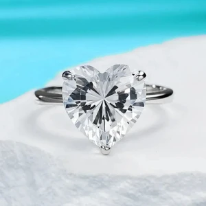 WOMEN DIAMOND RING